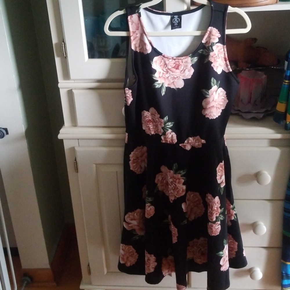 Stunningly Gorgeous Agnes And Dora Dress